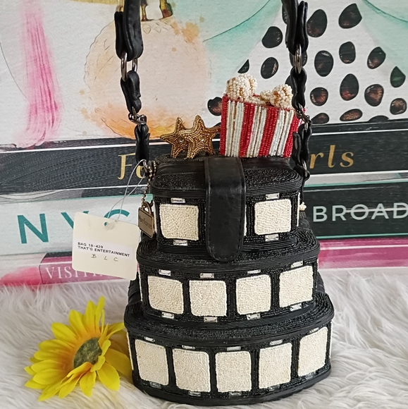 NEW Mary Frances That's Entertainment Beaded Movie Theater Film & Popcorn Bag - Picture 10 of 16